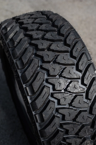 фото протектора и шины Terramax M/T Шина Sailun Terramax M/T 285/70 R17C 121/118Q